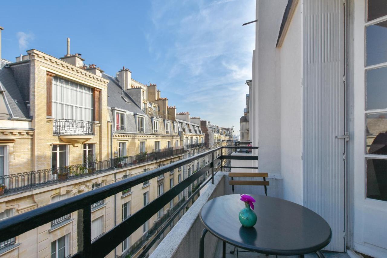 Design Apartment With Terrace By Weekome Paris Extérieur photo